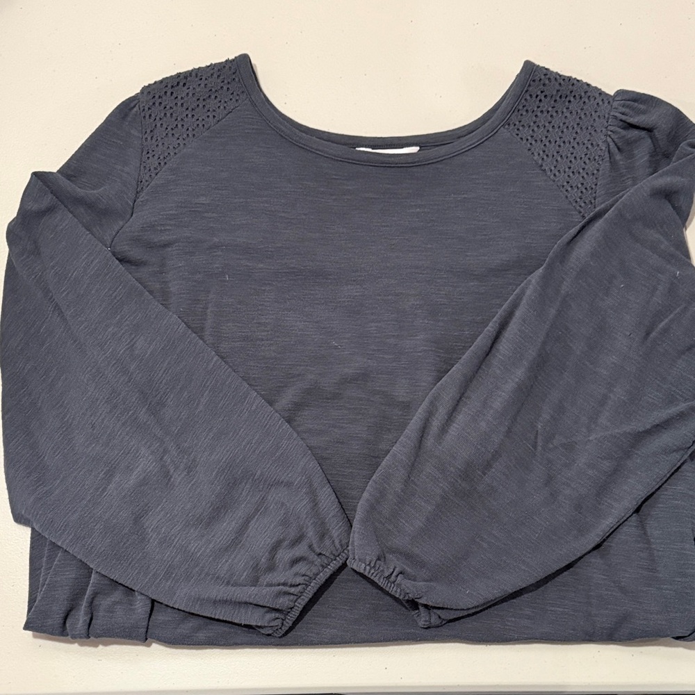 LC Lauren Conrad Dark Gray Crew Neck Sweater